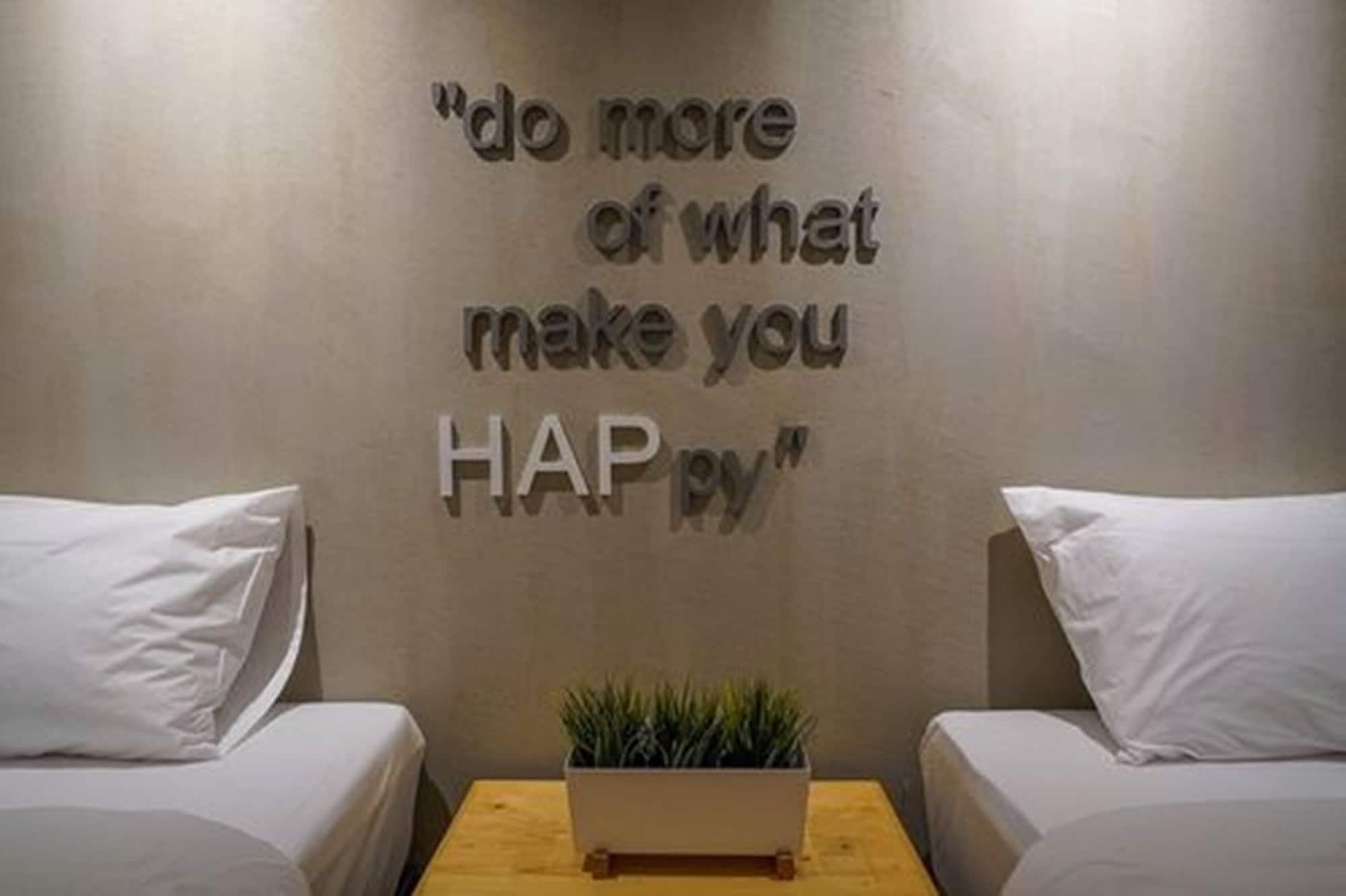 Hap@Sathorn Hotel Bangkok Exterior foto