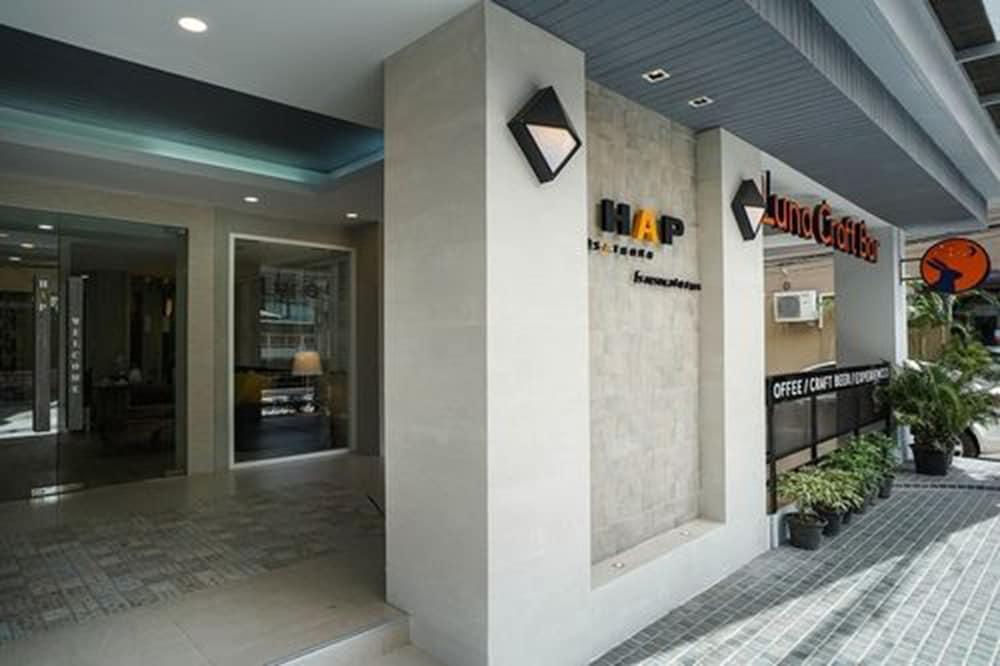 Hap@Sathorn Hotel Bangkok Exterior foto