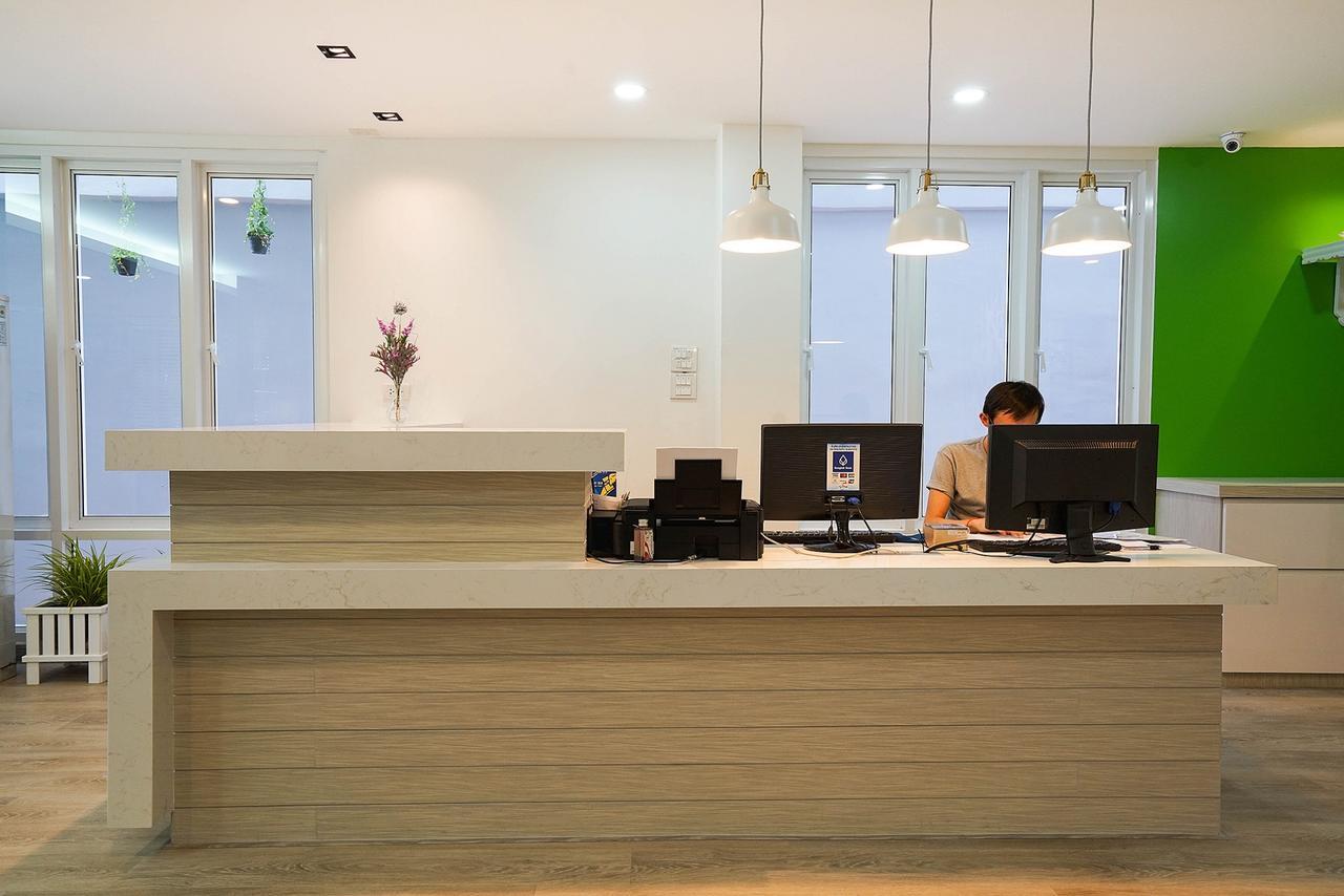 Hap@Sathorn Hotel Bangkok Exterior foto